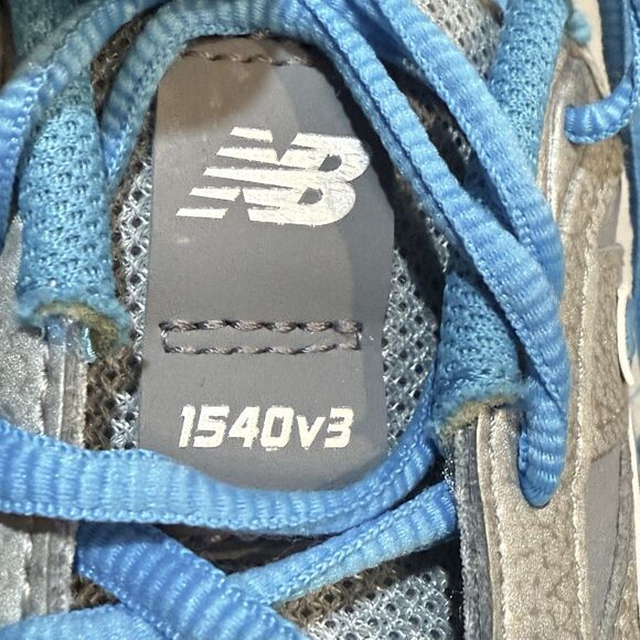 New Balance 1540v3 Running Shoe W 9, M 7.5 Narrow (2E) Gray/Polaris Sneaker - Picture 2 of 9